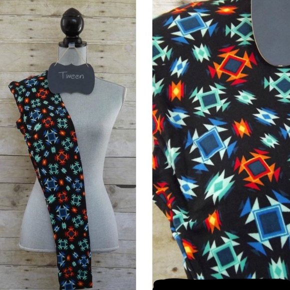 LuLaRoe Tween Leggings - Red, Green, Blue, Orange Print on Black 2 - Picture 1 of 1